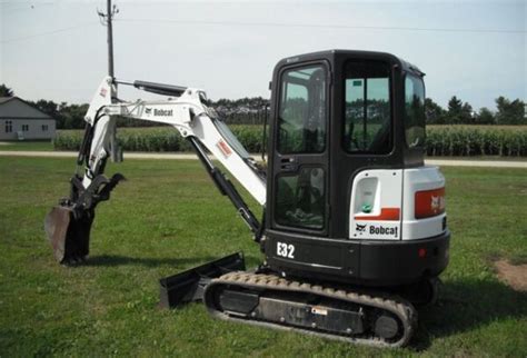 mini excavator e32|bobcat e32 mini excavator specs.